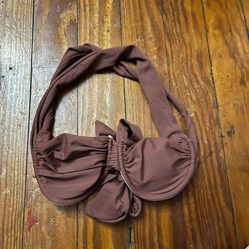 Size medium - Picture 3 of 4